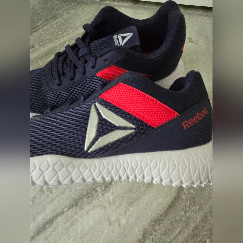 Reebok Flexagon Energy Running Training Sneakers Navy Pink Womens Size 6.5 New